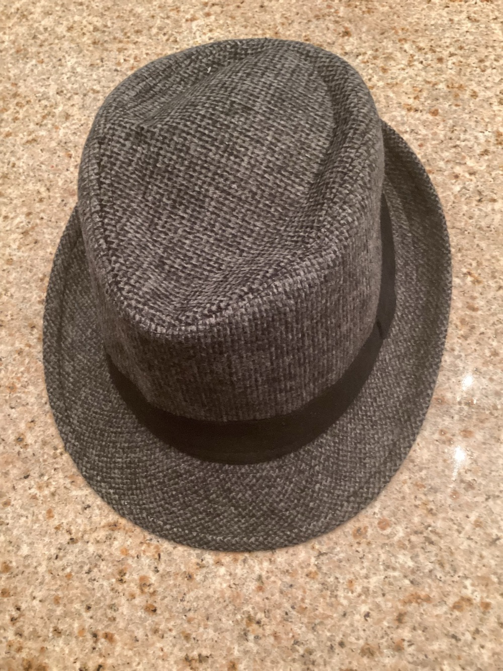 Urban Outfitters Men's Gray Knit Sweater Hat - L/XL